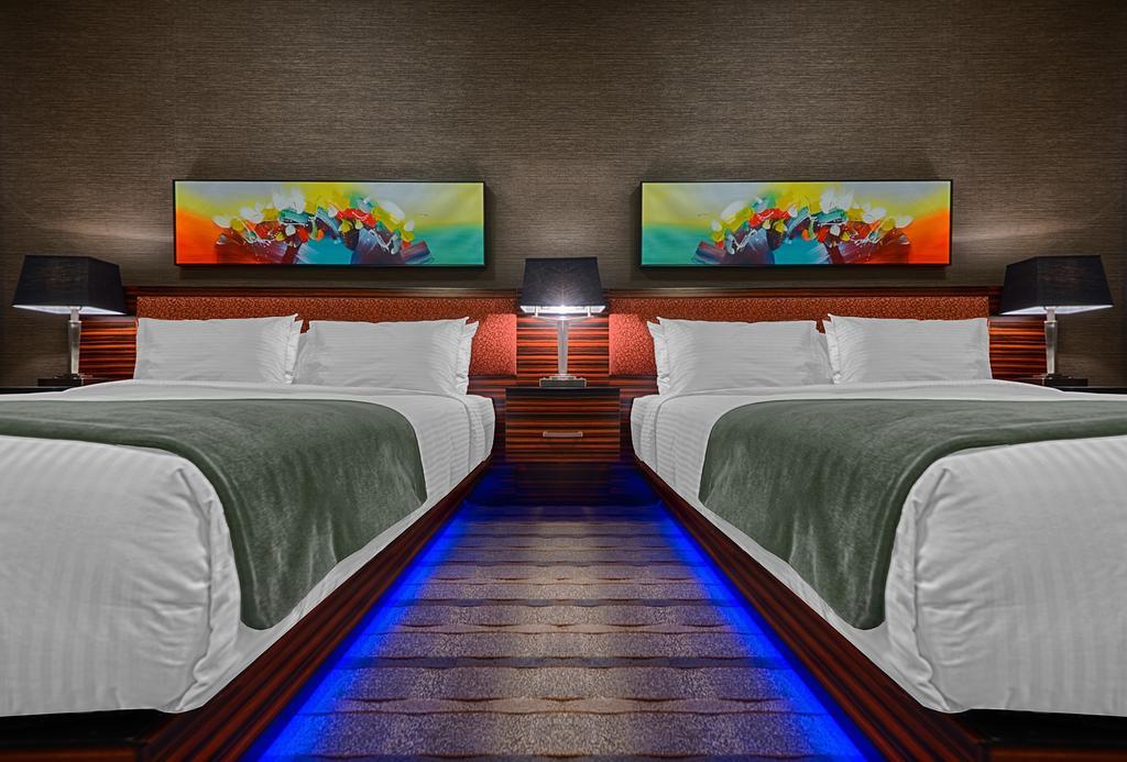 Queen Room with Two Queen Beds,691522407:JPEG